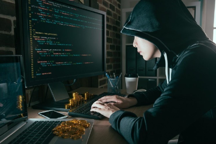Beware: A Cryptocurrency Platform Has Been Hacked, and the Price of an Altcoin Has Plummeted